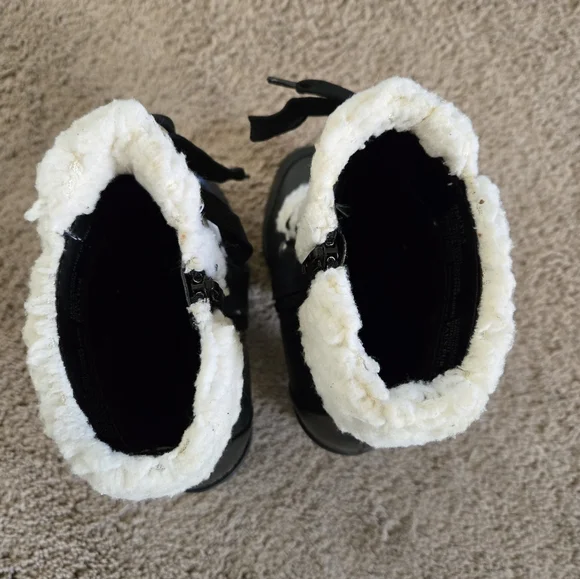 🔥 LIKE NEW BCBGENERATION FAUX FUR LEATHER BOOTS / BOOTIES SIZE 7 - Picture 6 of 8